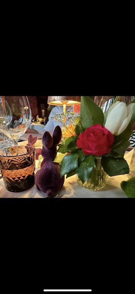 Christina_Restaurant zum Pflugstein_Erlenbach_avis