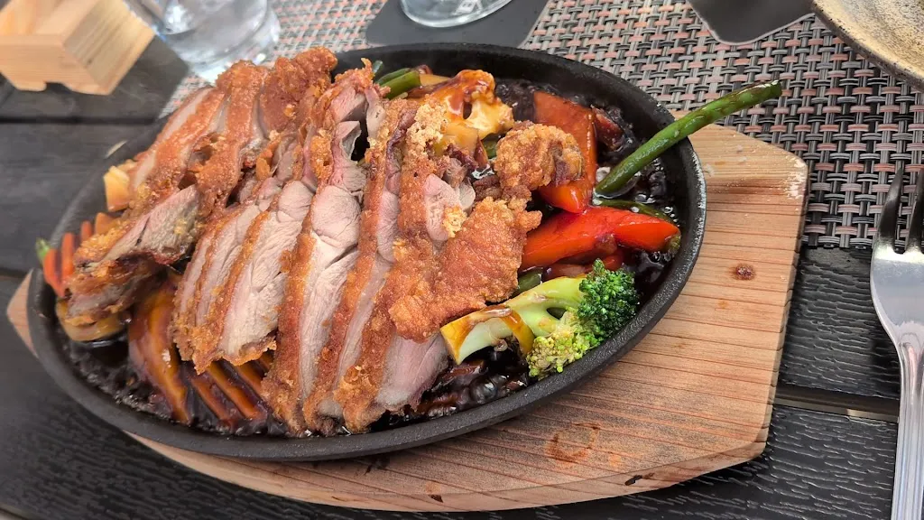 PHAN Asia Cuisine & Sushi_Lilienthal_slider_image_2