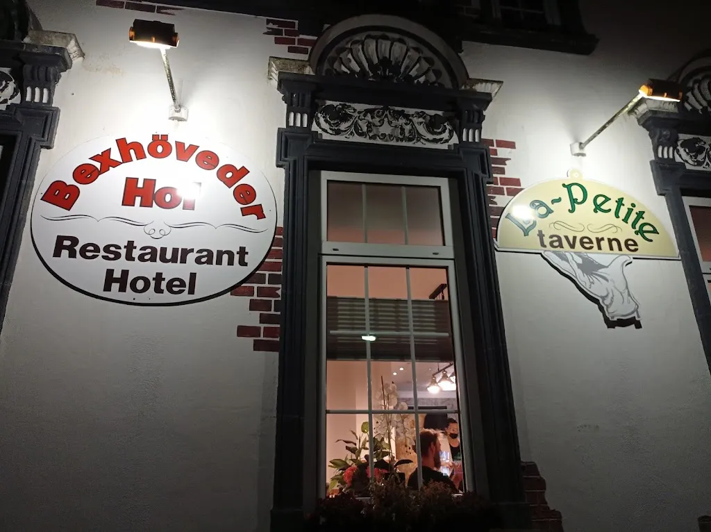 La Petite Taverne restaurant in Loxstedt