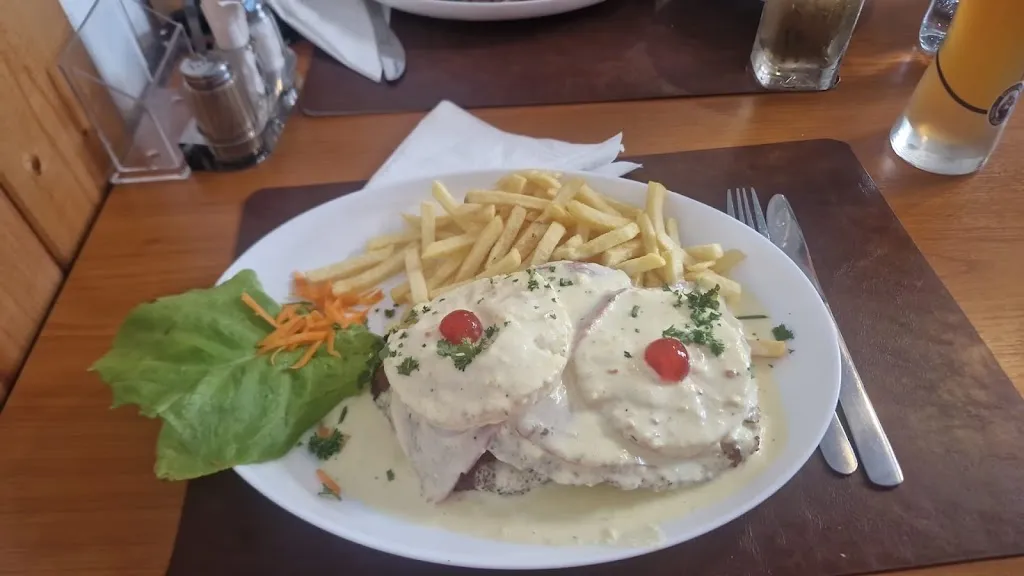 La Petite Taverne_Loxstedt_slider_image_3