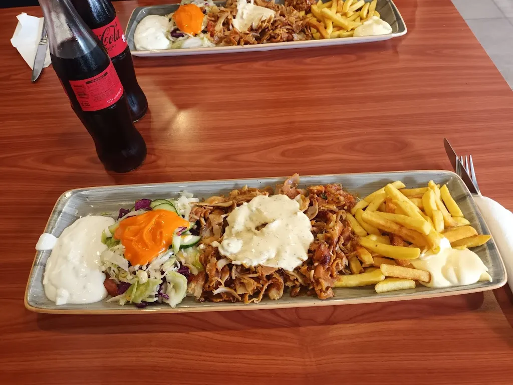 Störtebecker Grill _Marienhafe_slider_image_2