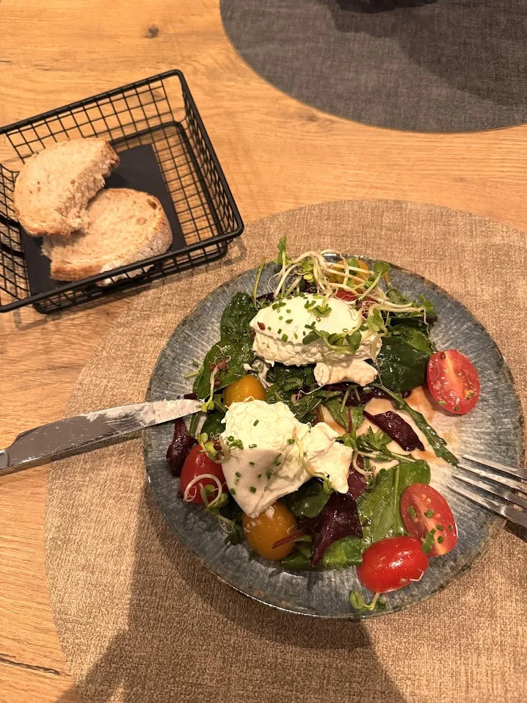 Selina Ro_Kirstein's Restaurant_Martfeld_review