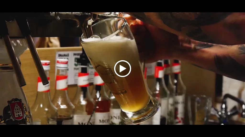 Weingut Martin Schropp / Schnitzelhof_Erlenbach_slider_image_2