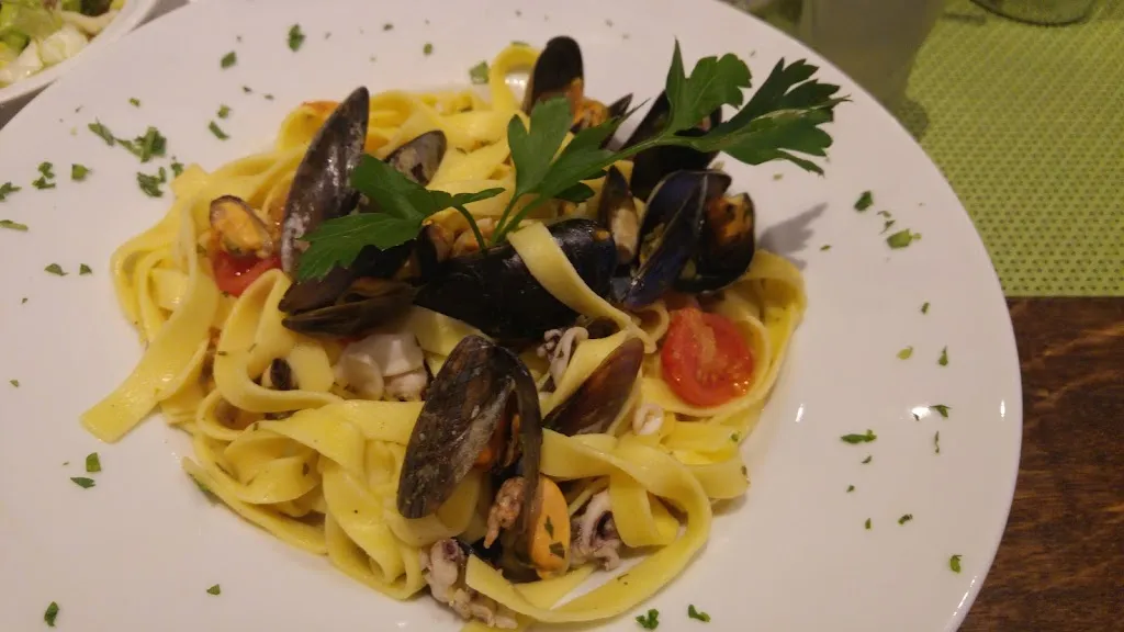 Menu_Zum Engel_Main_image_4