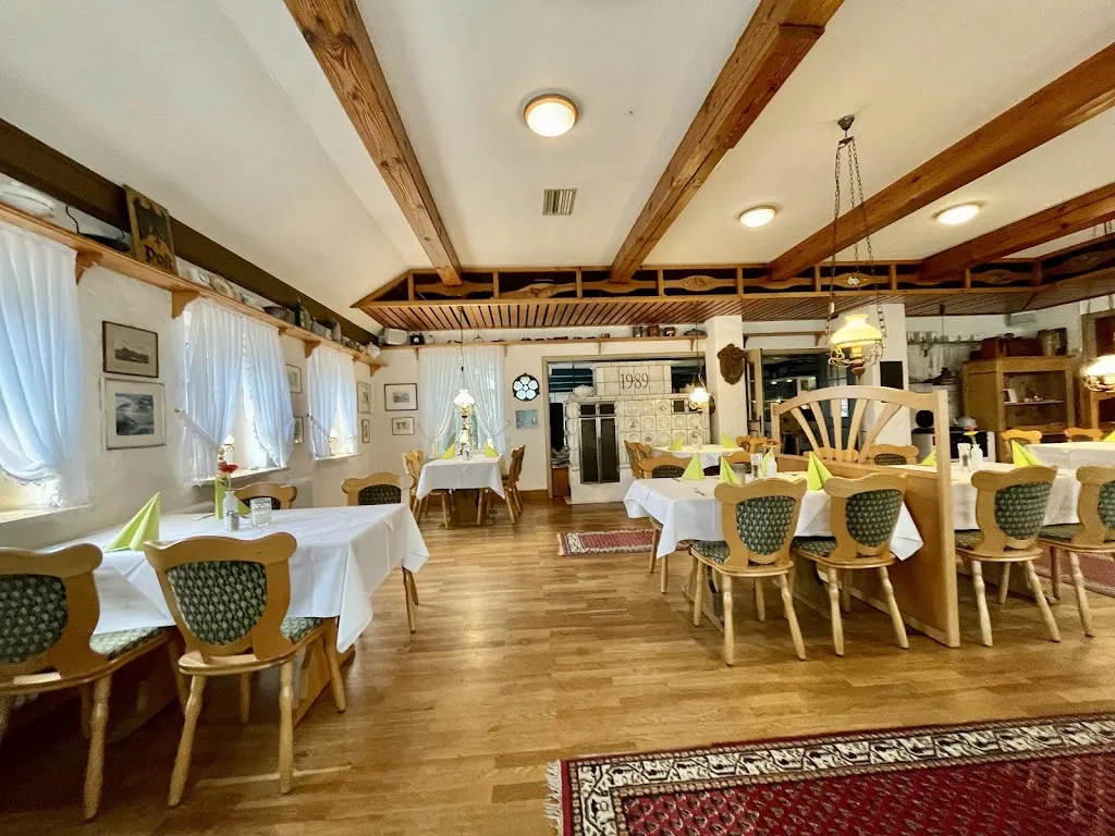 Midlumer Krog_Midlum_slider_image_1