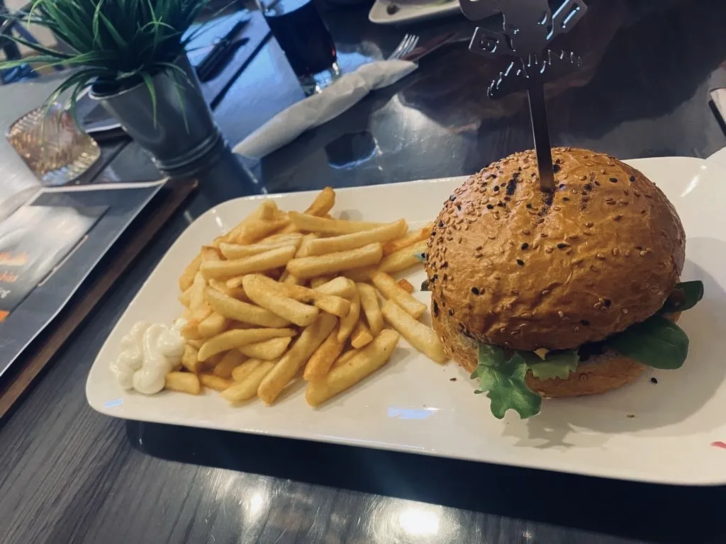 Menu_J&B - Imbiss - Die BURGERrevolution_Molbergen_image_5