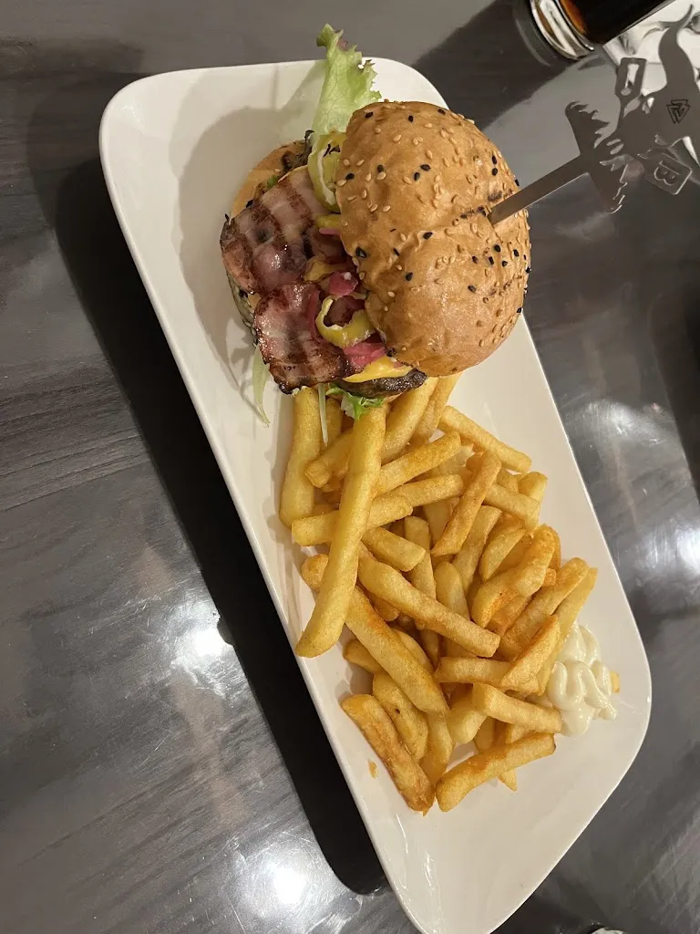 Menu_J&B - Imbiss - Die BURGERrevolution_Molbergen_image_8