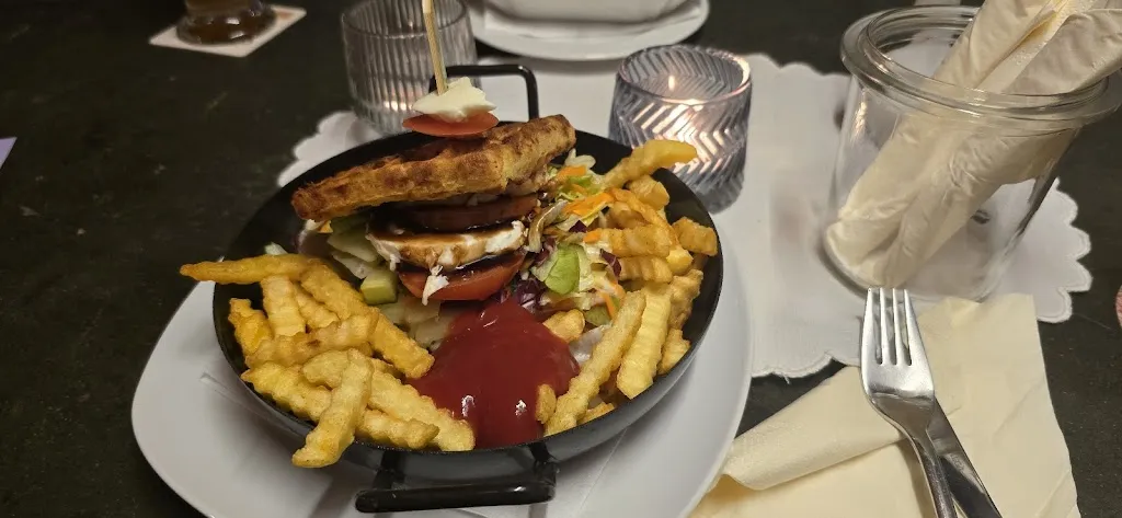 Claus Cz._ELB Stübchen Die EssBar & Plauderstätte_Darchau_review