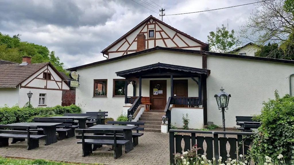 J M_Gaststätte Zum Rebstock_Mörlenbach_reseña