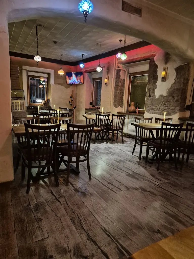 Zum Steinofen Wörth am Main restaurant in Main