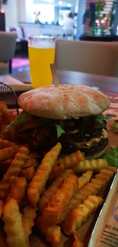 Menu_Zana's Strackholt_Großefehn_immagine_2