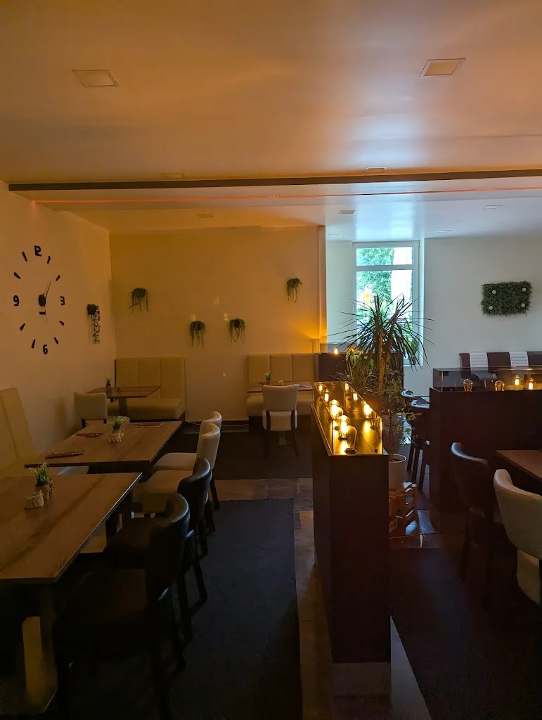 Dirk Westermann_Zana's Strackholt_Großefehn_review