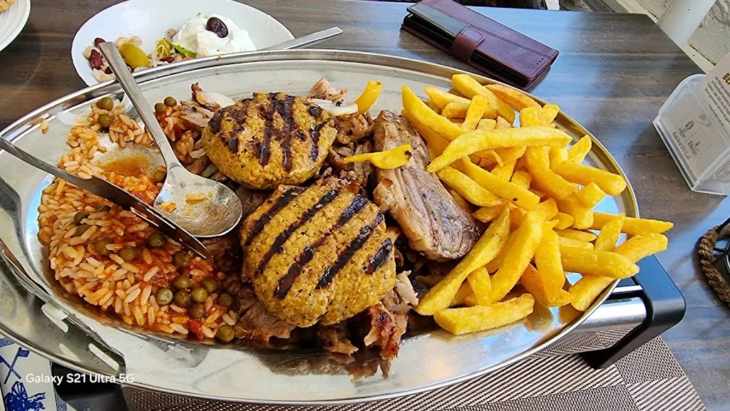 Restaurant Syrtaki_(Ems)_slider_image_2