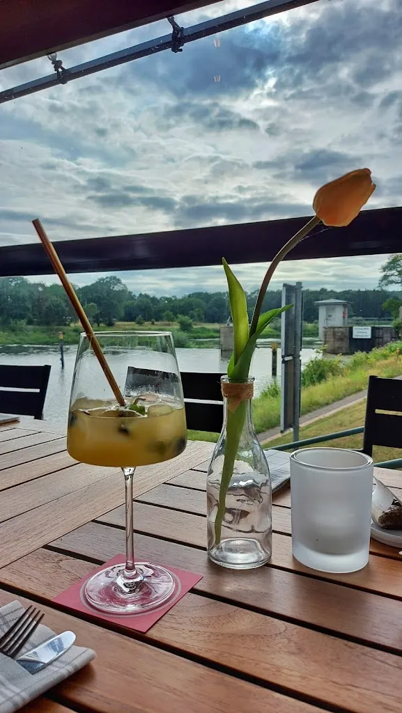 Menu_Ems-Island__image_9