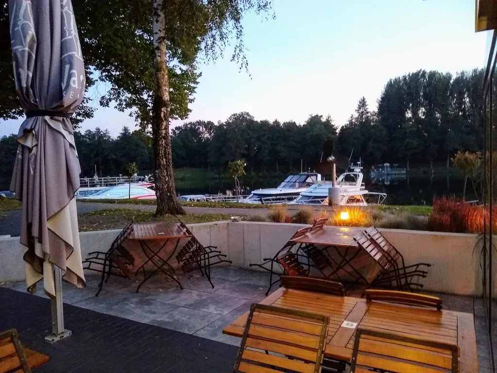 Ems-Island restaurant in 