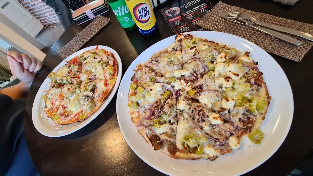 Menu_Tunc's Gourmet Pizza & Grill__image_6