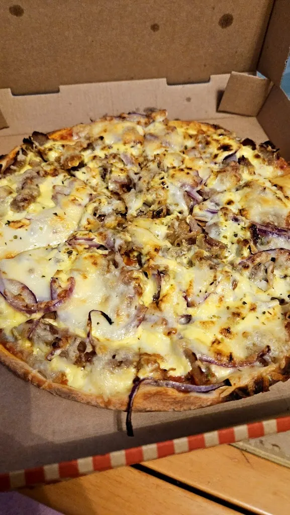 Menu_Tunc's Gourmet Pizza & Grill__image_7