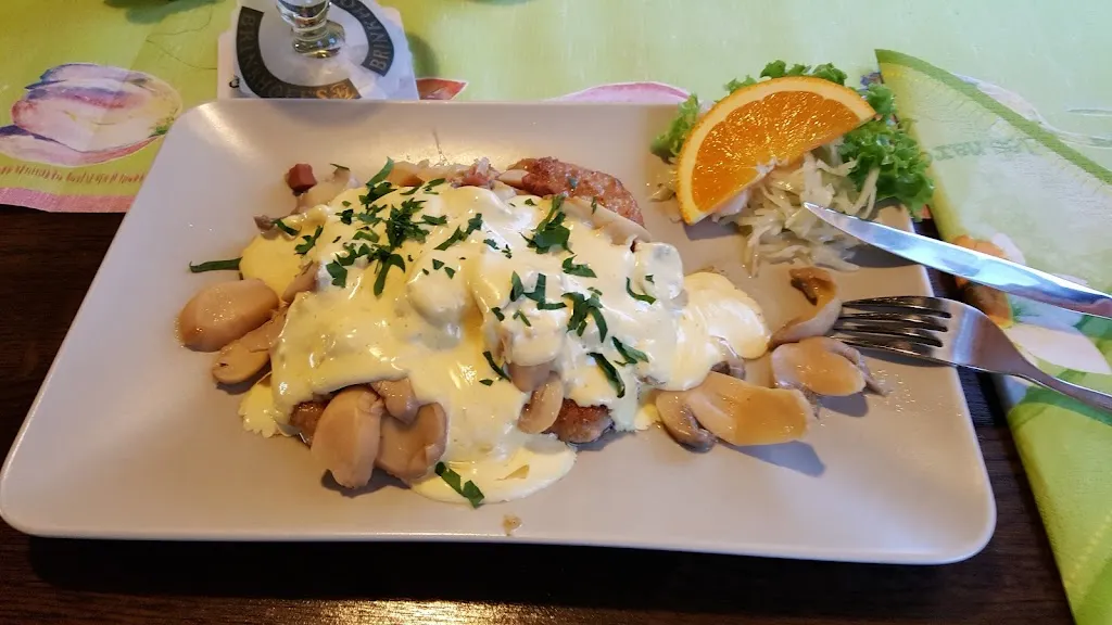 Schnitzelhaus Kellerklause__slider_image_2