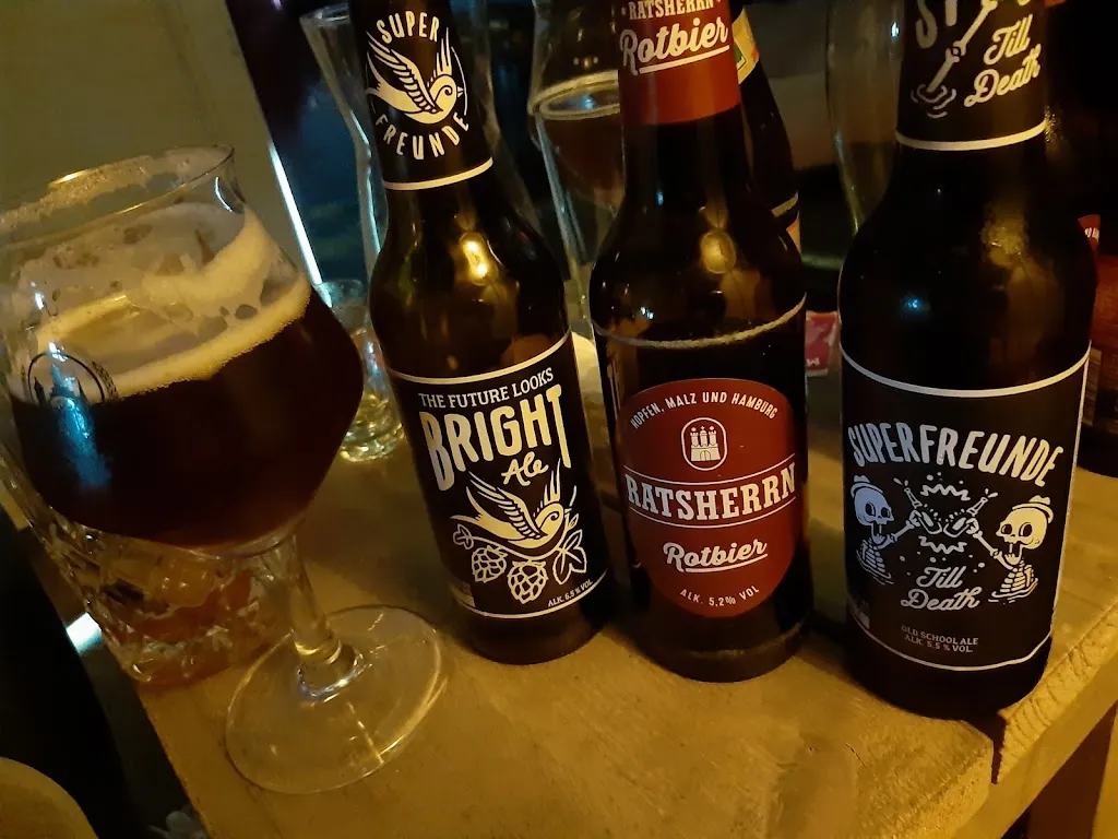 butchers - Cafe, Bar, Club_(Ems)_slider_image_2