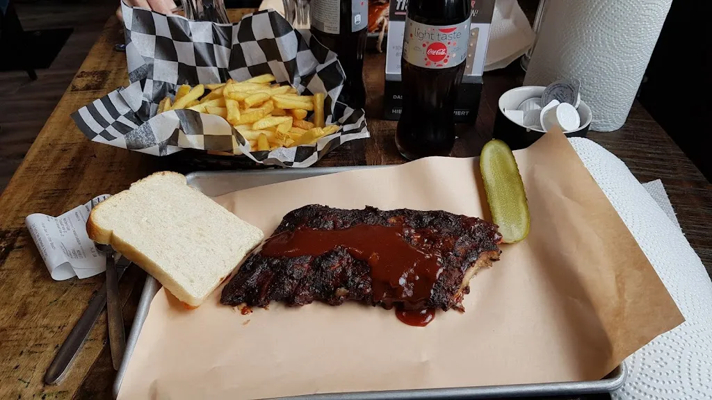 Menu_Die Fette Sau Barbeque & Burger IN ERGOLDING // Tina Smith_Ergolding_image_4