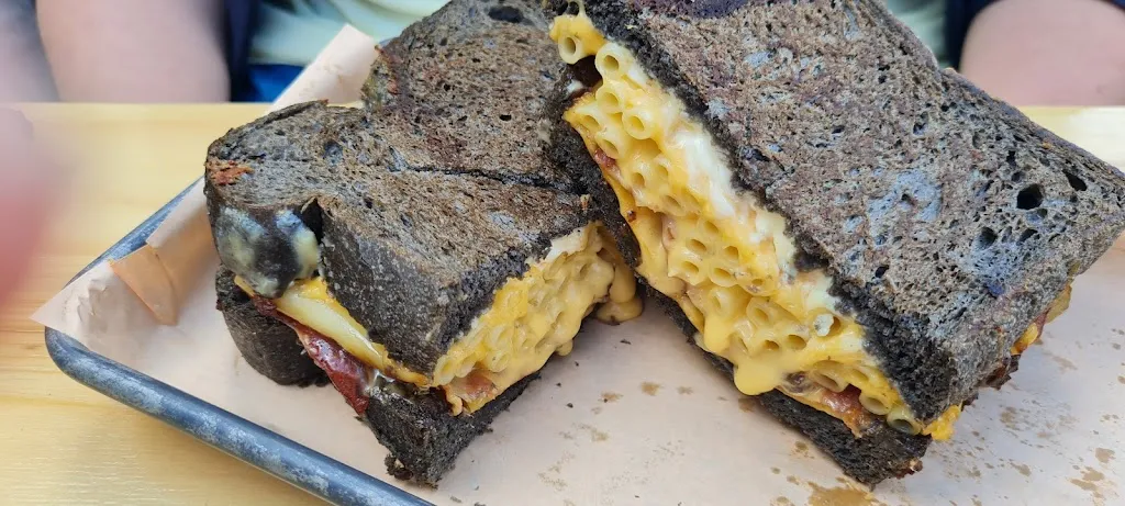 Menu_Die Fette Sau Barbeque & Burger IN ERGOLDING // Tina Smith_Ergolding_image_7