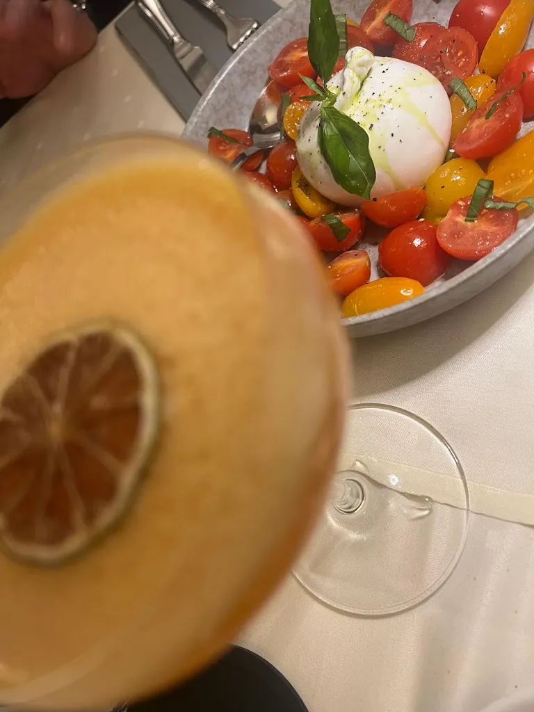 George Tsokas_Delphi Hotel & Restaurant_Wulmstorf_review