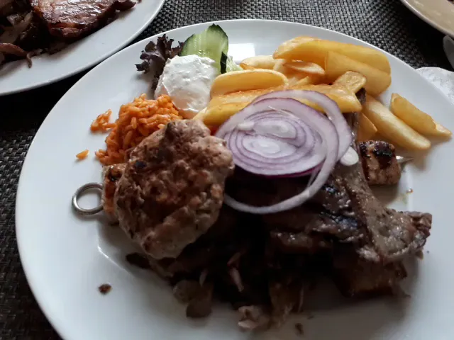 Restaurant & Hotel Helena Hamburg_Wulmstorf_slider_image_2