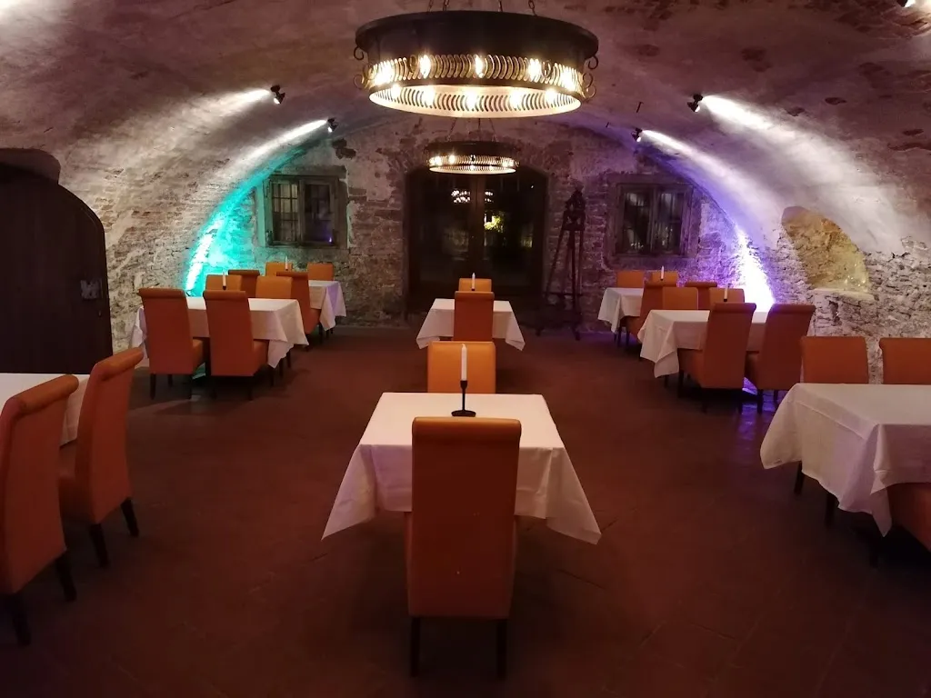 Restaurant Löwenkeller ristorante a Rübenberge