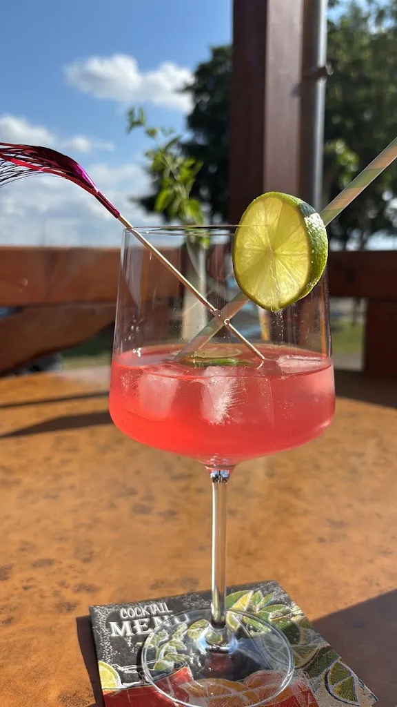 Susanna Hendriock_Wirtshaus Inselblick_Rübenberge_review