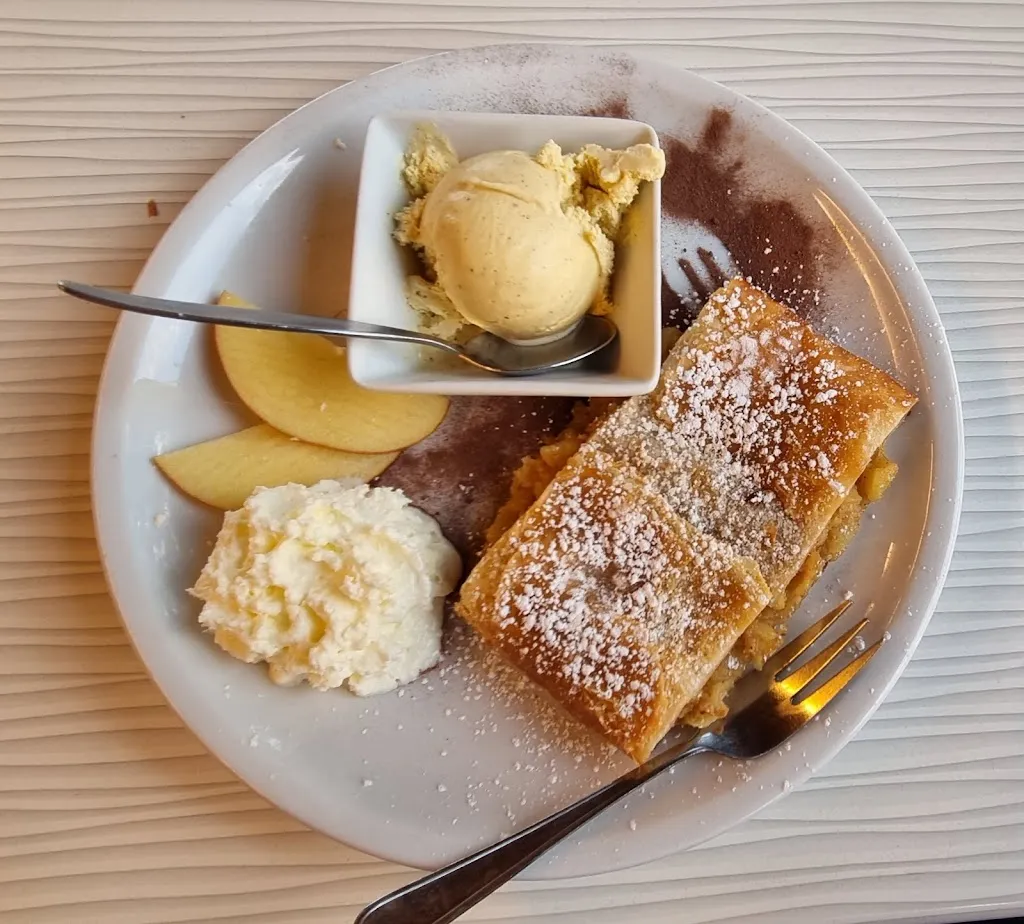 Wirtshaus Inselblick_Rübenberge_slider_image_3