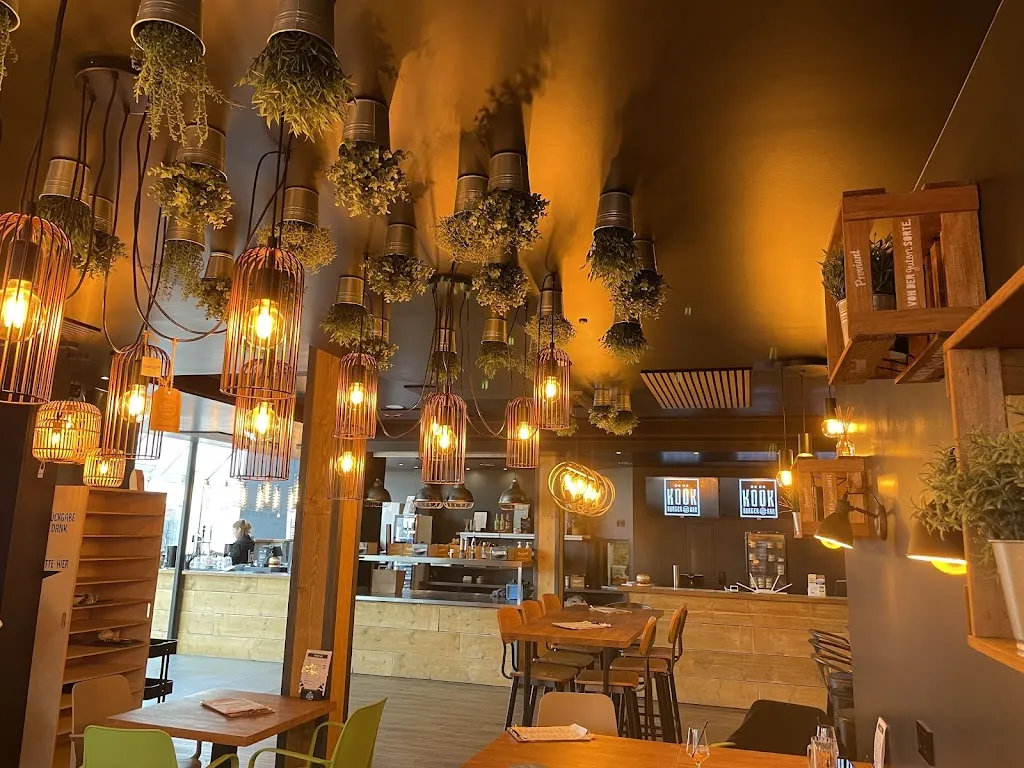 KÖÖK Burger Bar_Neuharlingersiel_slider_image_1