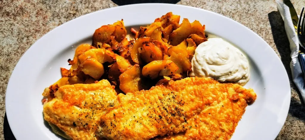 Cora Harders_Fischimbiss Neuharlingersiel_Neuharlingersiel_review