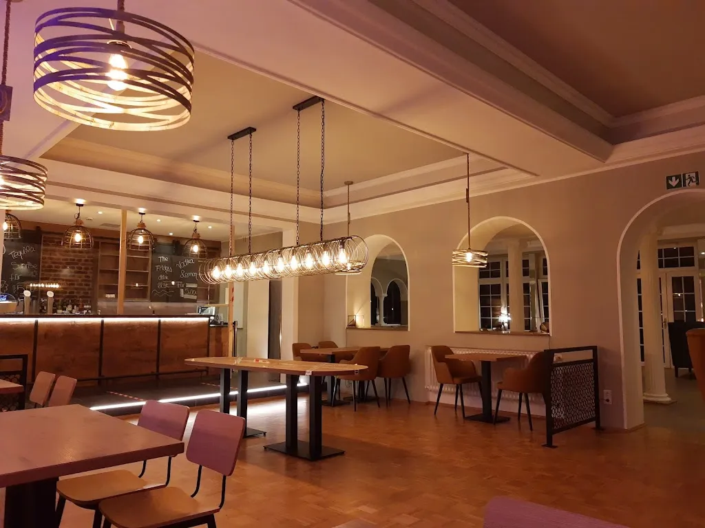 Seecafé restaurant in Neuharlingersiel