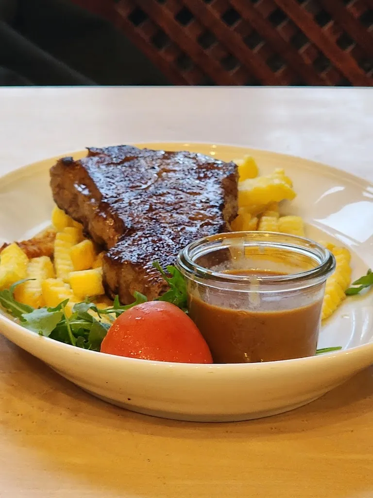 Jesse Wright_Augustiner Zur Schleuse_Landshut_reseña