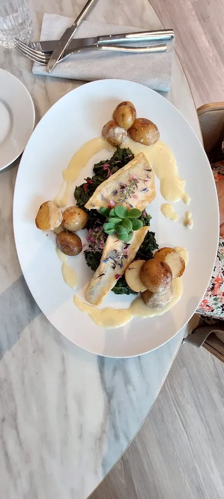 Menu_Claras Restaurant_Wolfsburg_immagine_6