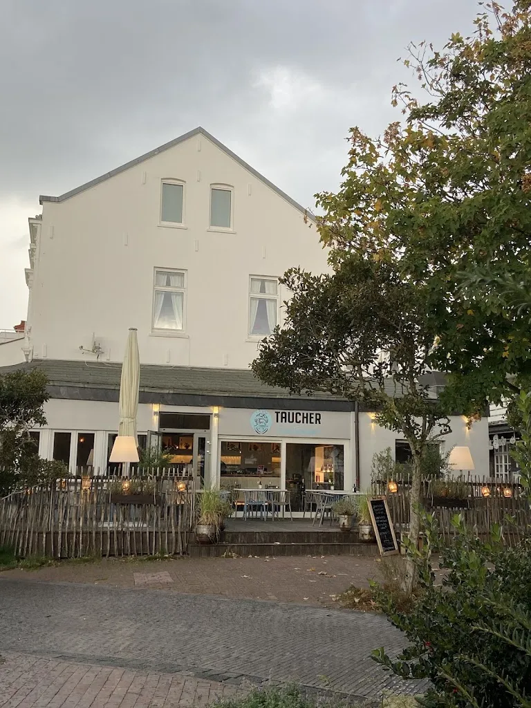 Anni Marsen_Taucher_Norderney_review