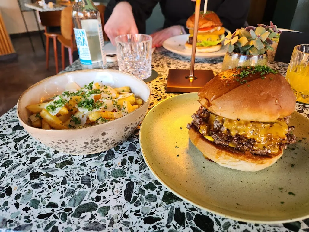 The Fuchs – Supergrill _Nordhorn_slider_image_3