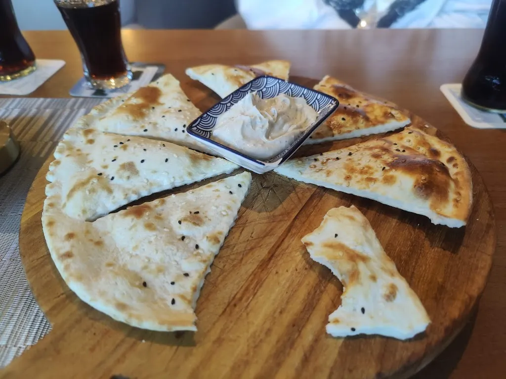 Mikel Alcubierre Bröker_Aspendos Café, Bar & Restaurant_Nordhorn_review