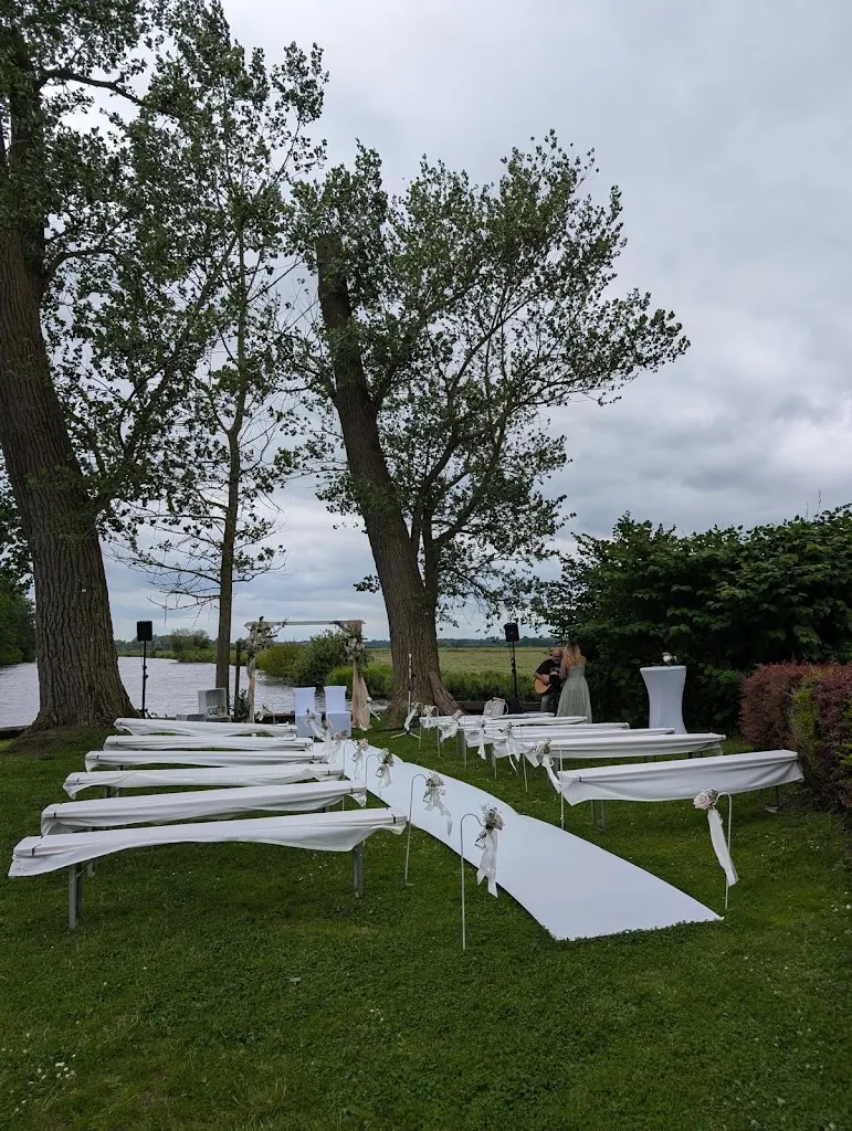 Timon Koch_Tietjens Hütte_Osterholz-Scharmbeck_review