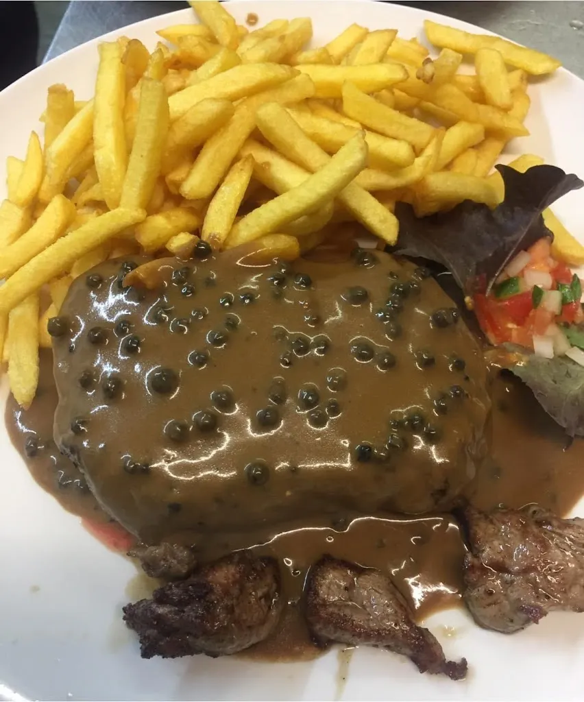 Alt Schul Gaststätte_Heiligenmoschel_slider_image_2