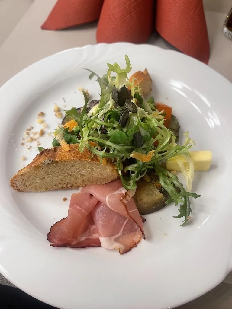 Lisa Peil_Restaurant & Apartmenthaus Pelikan_Papenburg_review