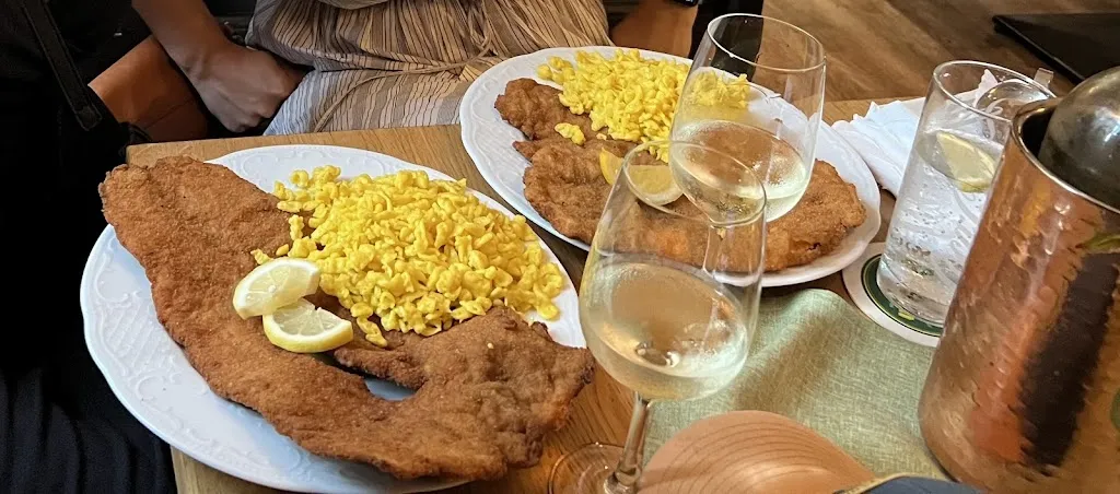 Amir Ghazaeri Magnusson_Heilig-Geist-Stüberl Gaststätte_Landshut_review