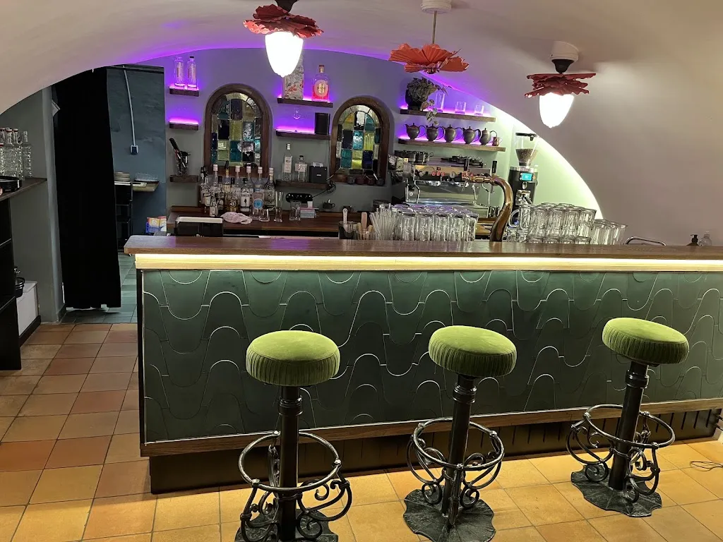 Kommood - Das Restaurant im historischen Ratskeller_Otterndorf_slider_image_3