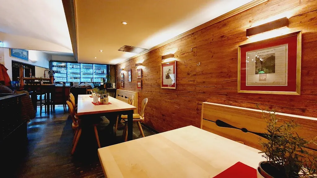 Krzysiek Olecha_Wintergarten Landshut_Landshut_Bewertung