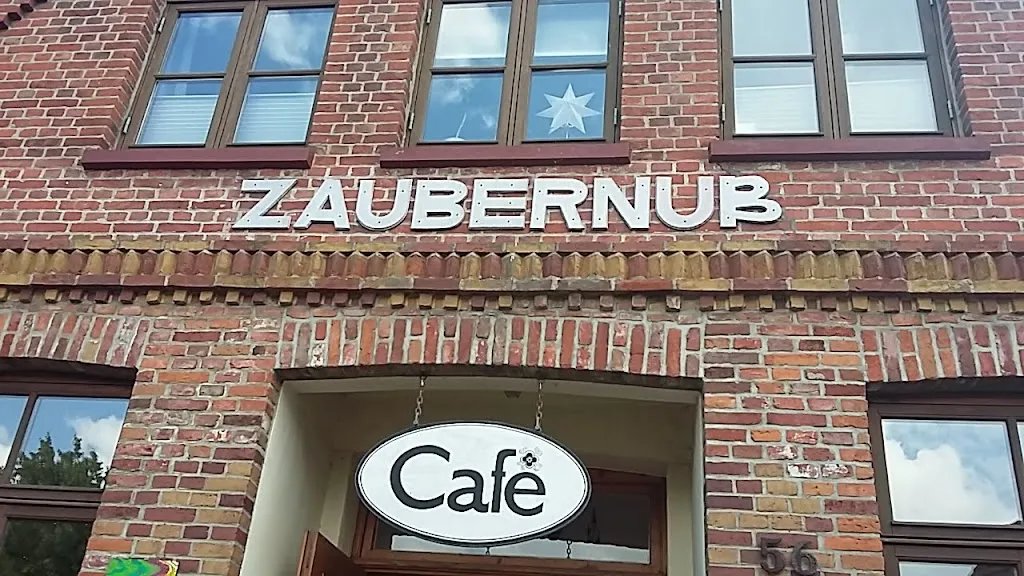 Café Zaubernuß restaurant in Otterndorf