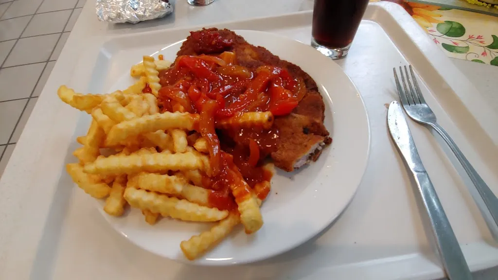 Rainer Westermann Kantine_Pattensen_slider_image_1