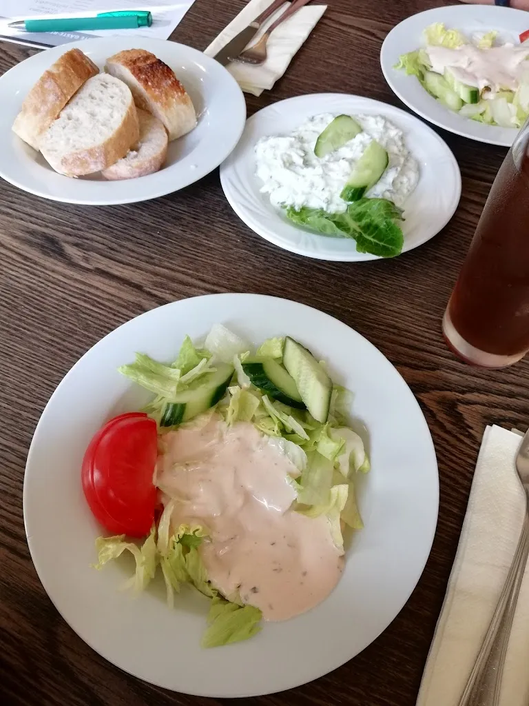 Griechisches Restaurant Zorbas Pattensen_Pattensen_slider_image_3