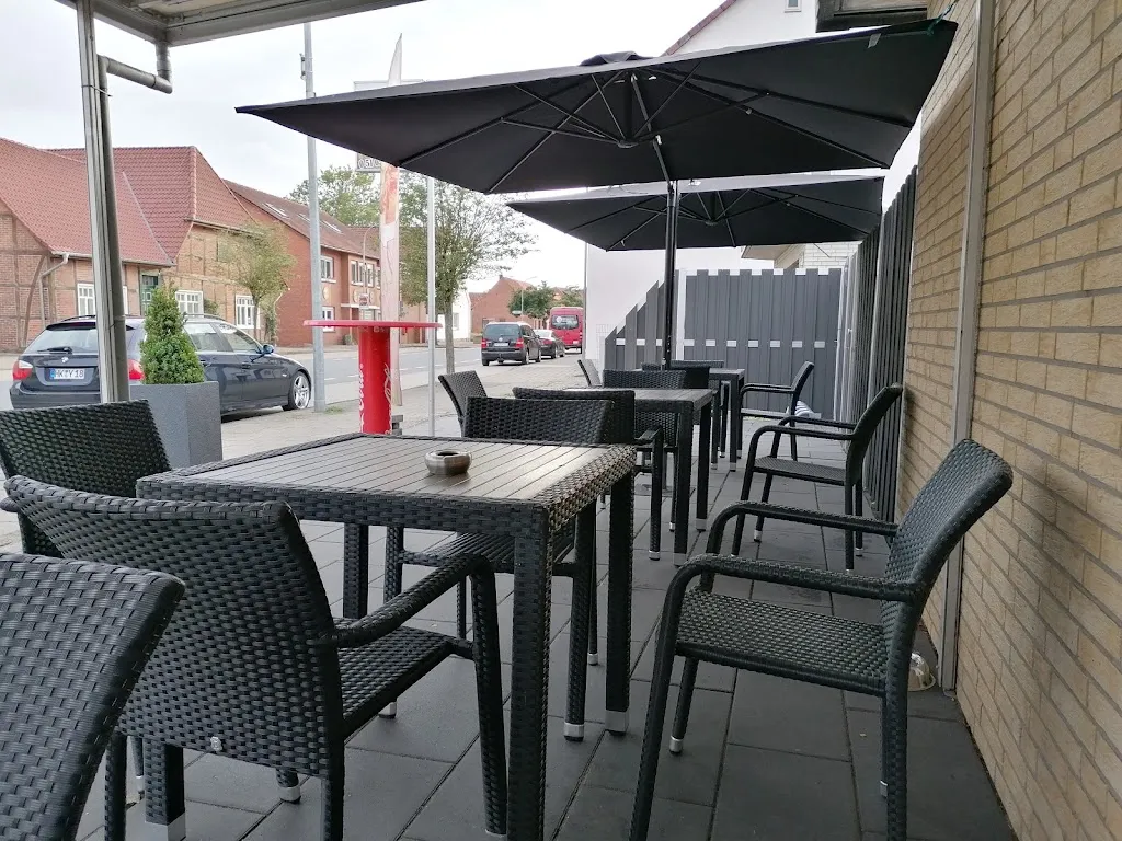 BIG BULL Grillimbiss Rethem seit 1975_Rethem_slider_image_1