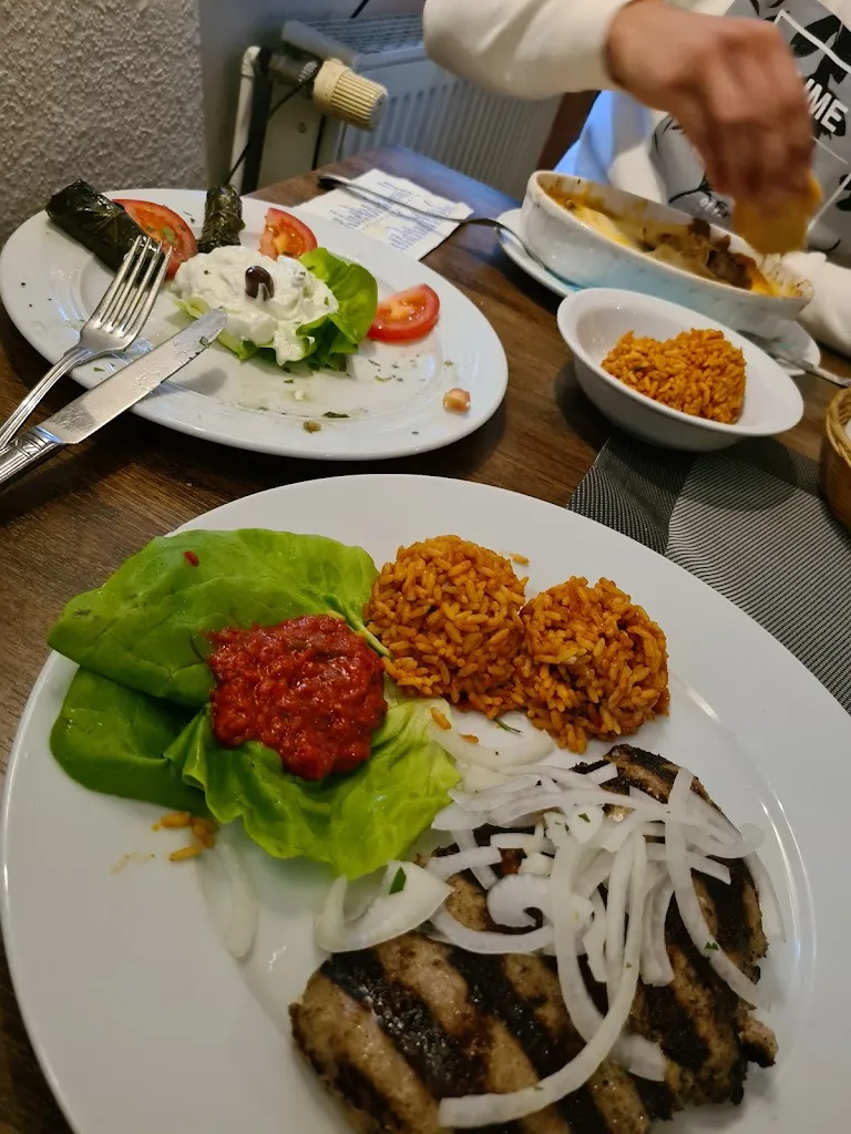 Mykonos Restaurant restaurant in Rethem