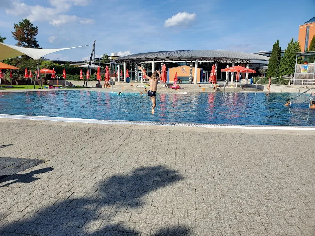 Alyssa Lindström_Ergomar Ergolding Bathing & Sauna_Ergolding_review